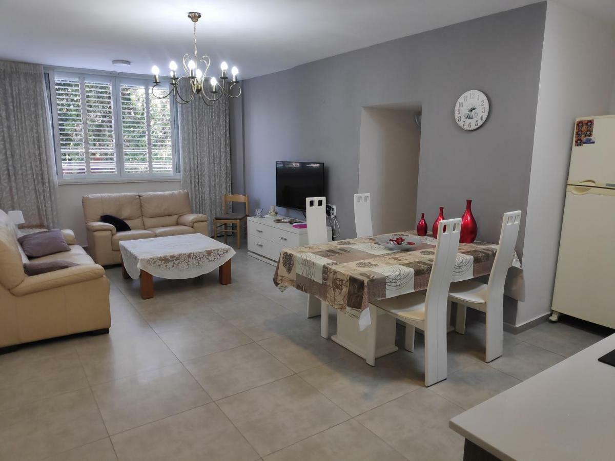 Herzliya Center Apartments Esterno foto
